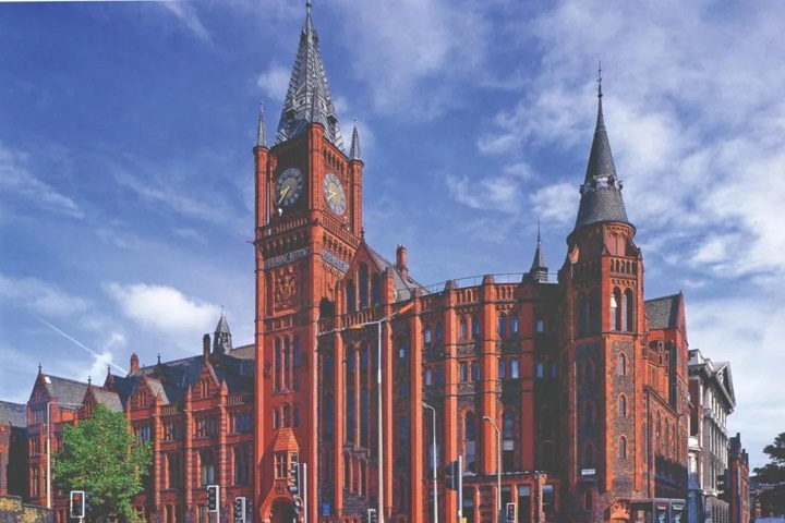 銳?。≧EACHAM）沐浴露，自然香氛喚醒男士活力